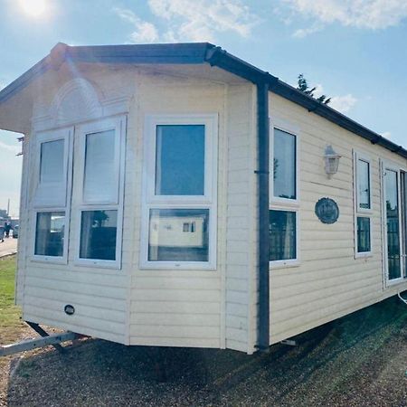 Luxury 2 Bedroom 2 Bathroom Caravan-Small Sofa 1 Pers Saint Osyth Exterior foto